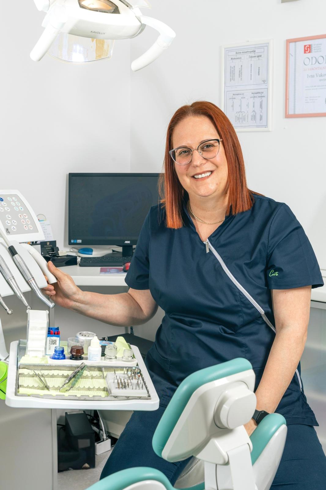 Sonja Vuković, dentalni asistent
